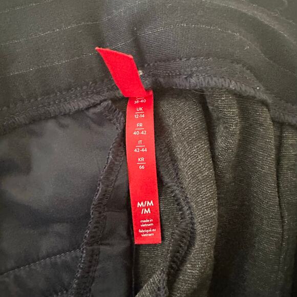 Spanx NWT Wide Leg Navy Gray Pin Stripe Med Perfect Dress Pants Ponte Pockets - Picture 7 of 13